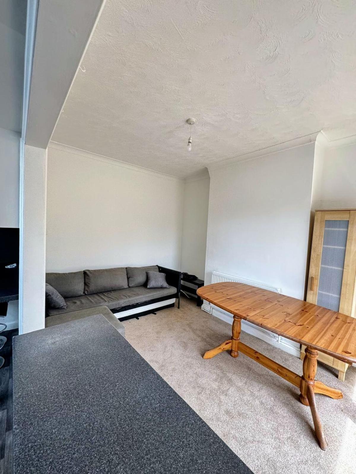 Kwatera prywatna Spacious Private - 9 Minutes From